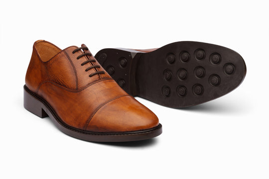 Distressed tan patina Oxford — toe cap view — Dapper Shoes Co.