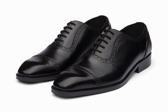 Adelaide Oxford in black full-grain leather — front view — Dapper Shoes Co.
