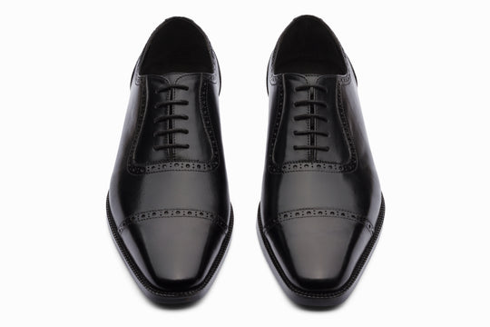 Black Adelaide Oxford shoes — side profile — handcrafted leather shoes India