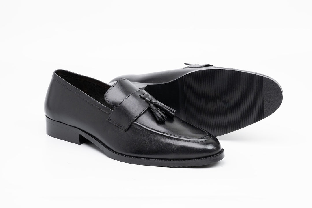 Soft Unlined Tassel Loafers - Black