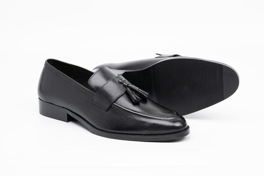 Soft Unlined Tassel Loafers - Black