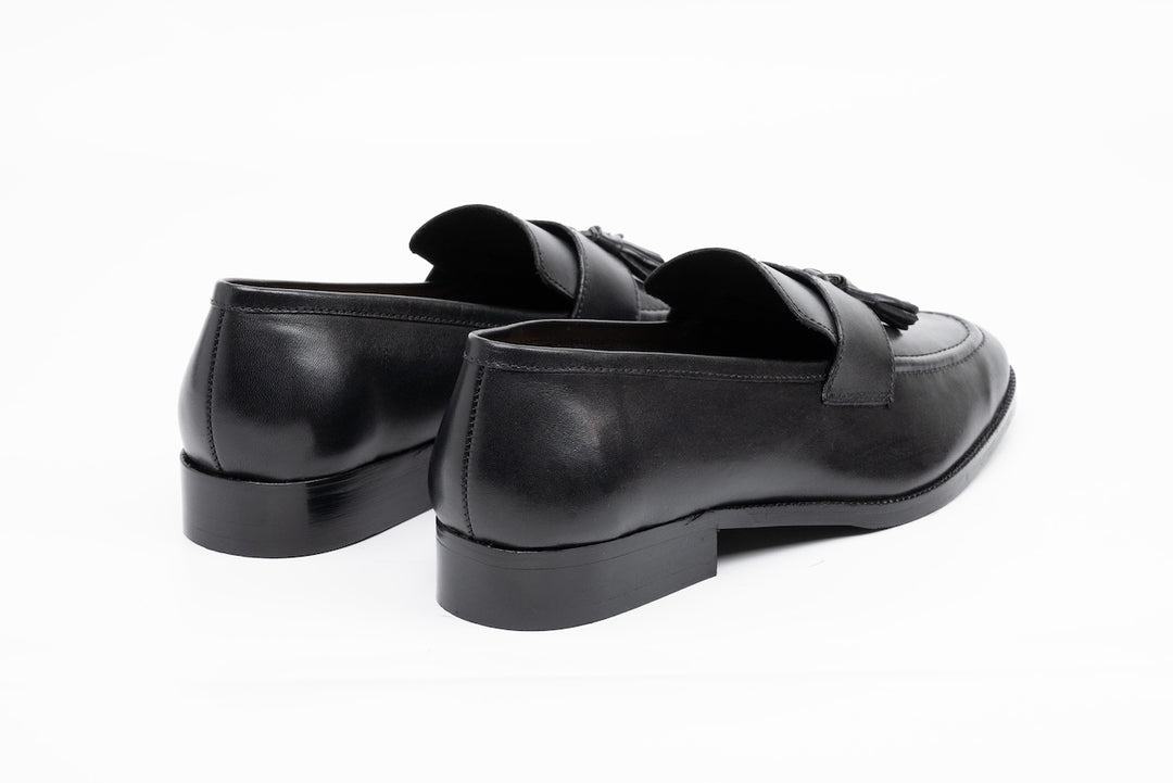 Soft Unlined Tassel Loafers - Black