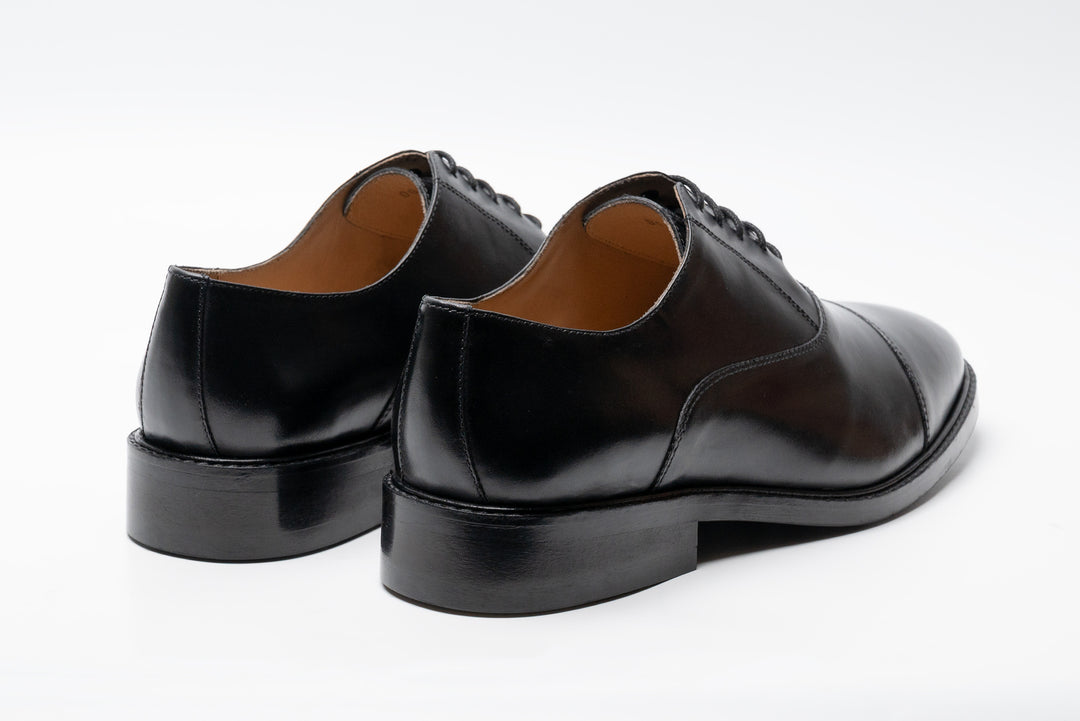 Black leather cap toe Oxford — sole and heel detail — Dapper Shoes Co.