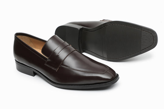 Brown Smooth Calf chisel toe penny loafer, handmade in Delhi