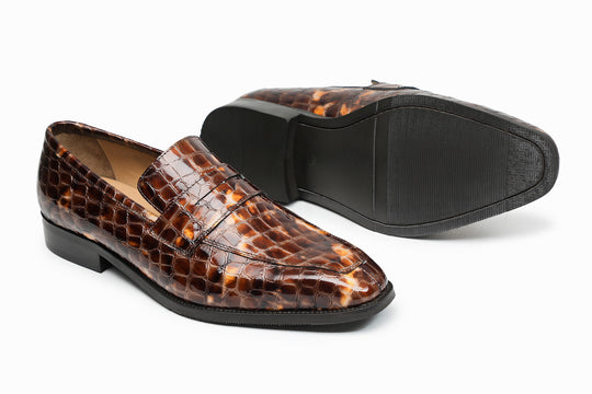 Tan Brown Crocodile Embossed Patent chisel toe penny loafer for men, handmade in Delhi