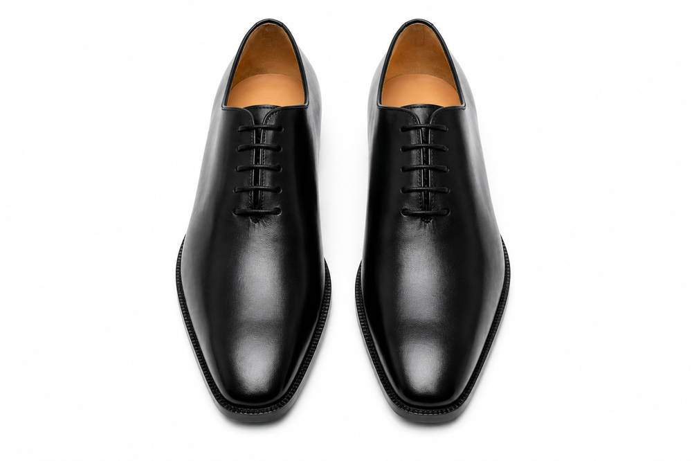 Wholecut Oxford in black calfskin leather - Dapper Shoes Co.