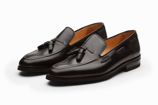 Tassel Loafers in black leather — front view — Dapper Shoes Co.