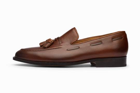 Brown tassel loafers — top-down view — handcrafted men&